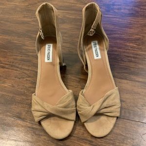 Steve Madden suede heels